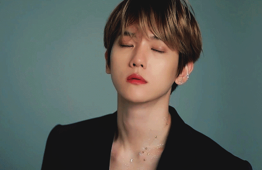 Baekhyun gif