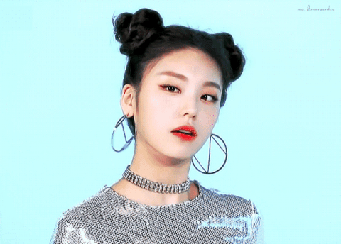 Yeji gif