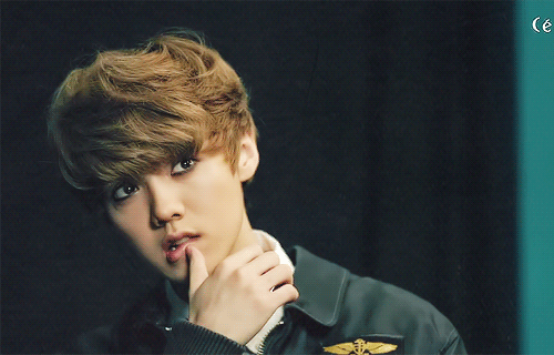 Luhan gif