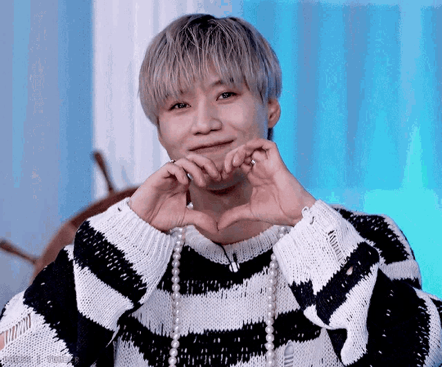 Taemin gif