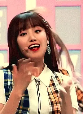 Haeyoon gif