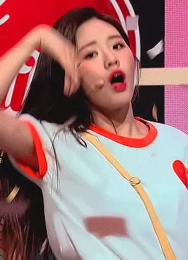 Jiwon gif