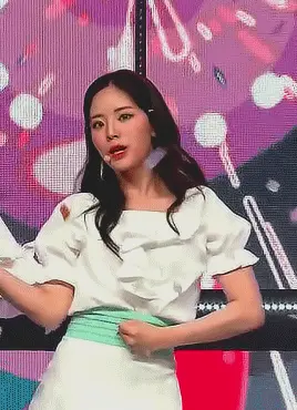Jiwon gif