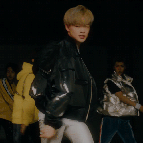 Chenle gif
