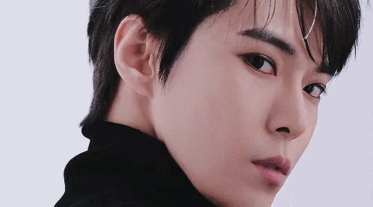 Doyoung gif