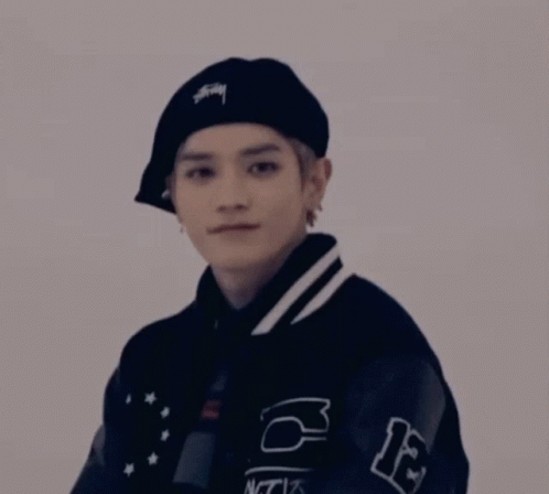 Taeyong gif
