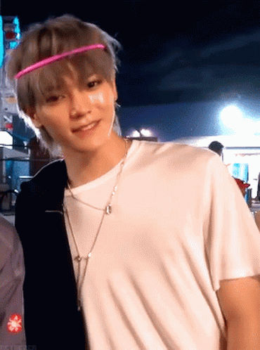 Taeyong gif