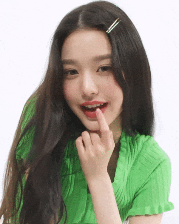 Wonyoung gif