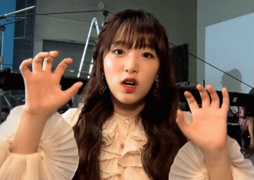 Yena gif