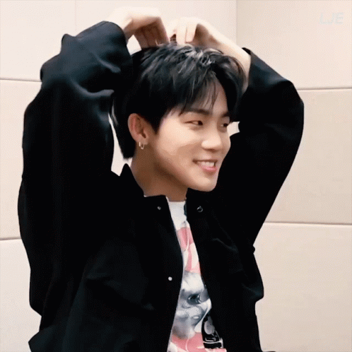 Choi Hyunsuk gif
