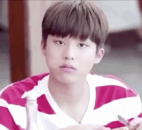 Park Jeongwoo gif