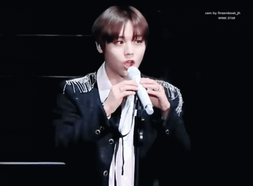 Park Jihoon gif