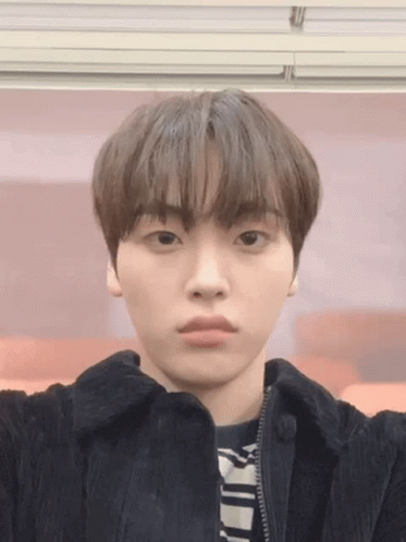 Hyeongjun gif