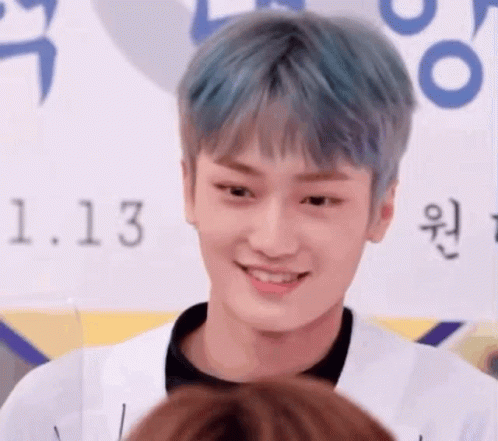 Taeyoung gif