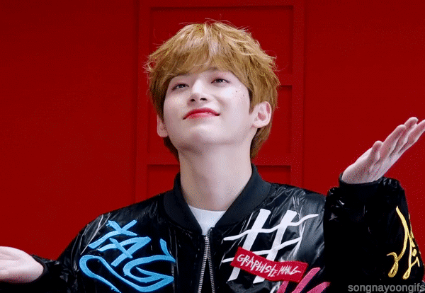Taeyoung gif
