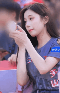 Jueun gif