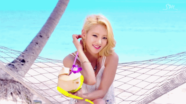 Hyoyeon gif