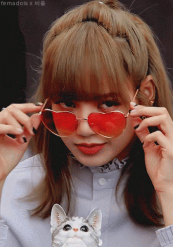 Lalisa gif