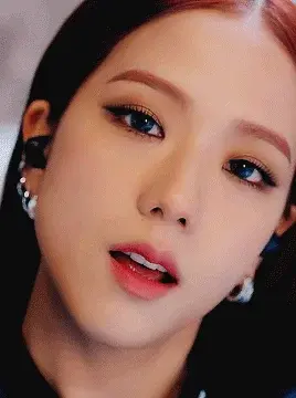 Jisoo gif