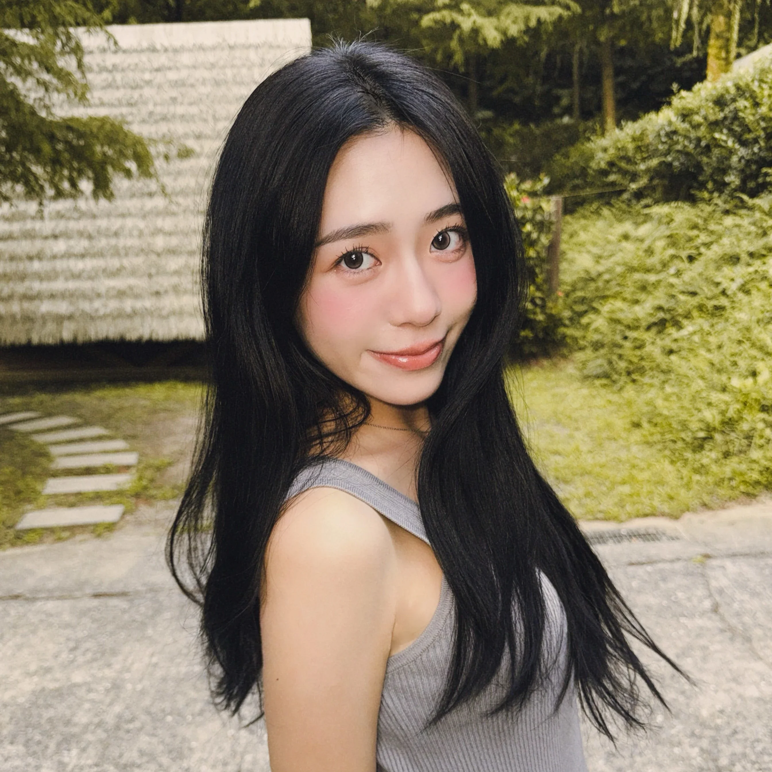 Nicole gallery image