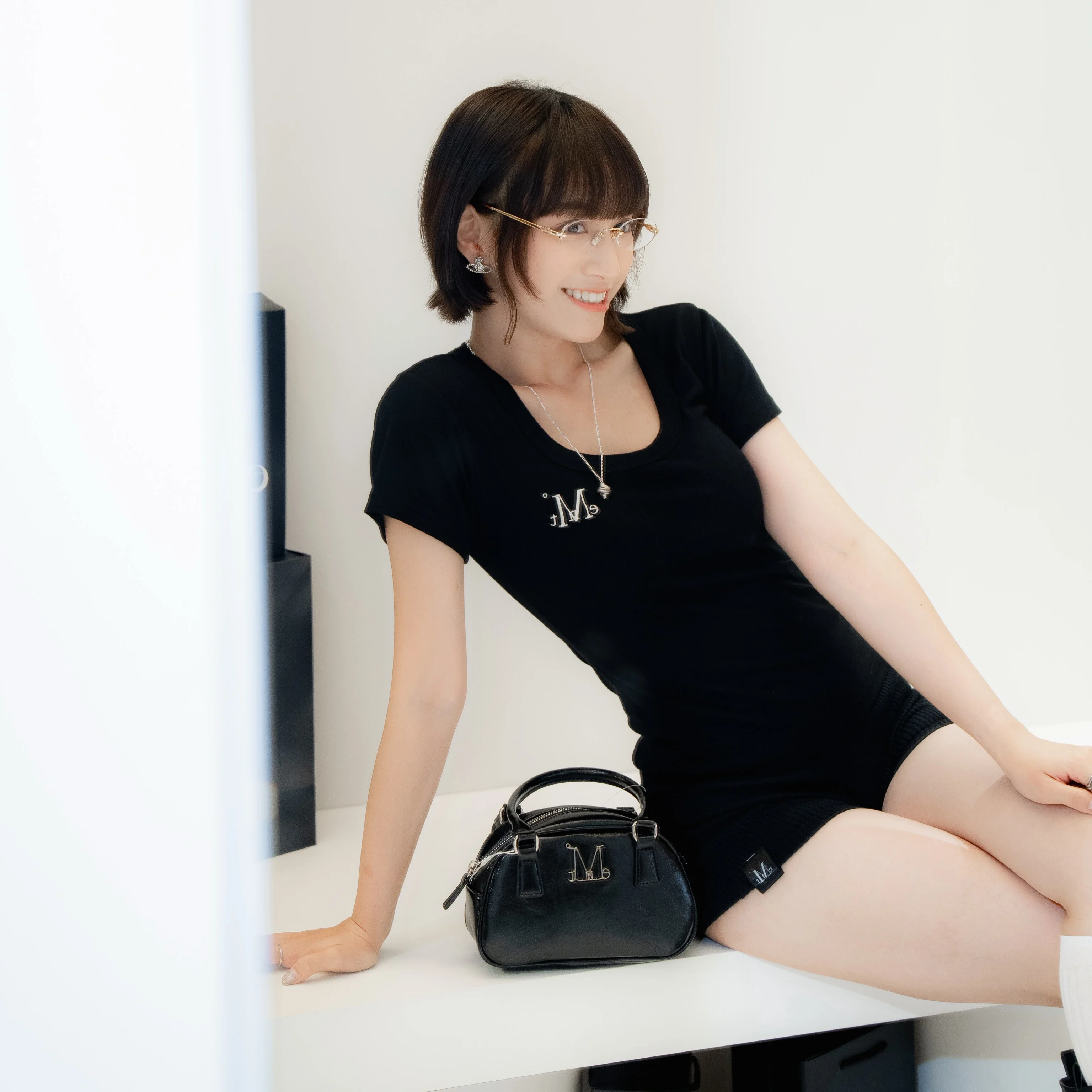 Yixin gallery image