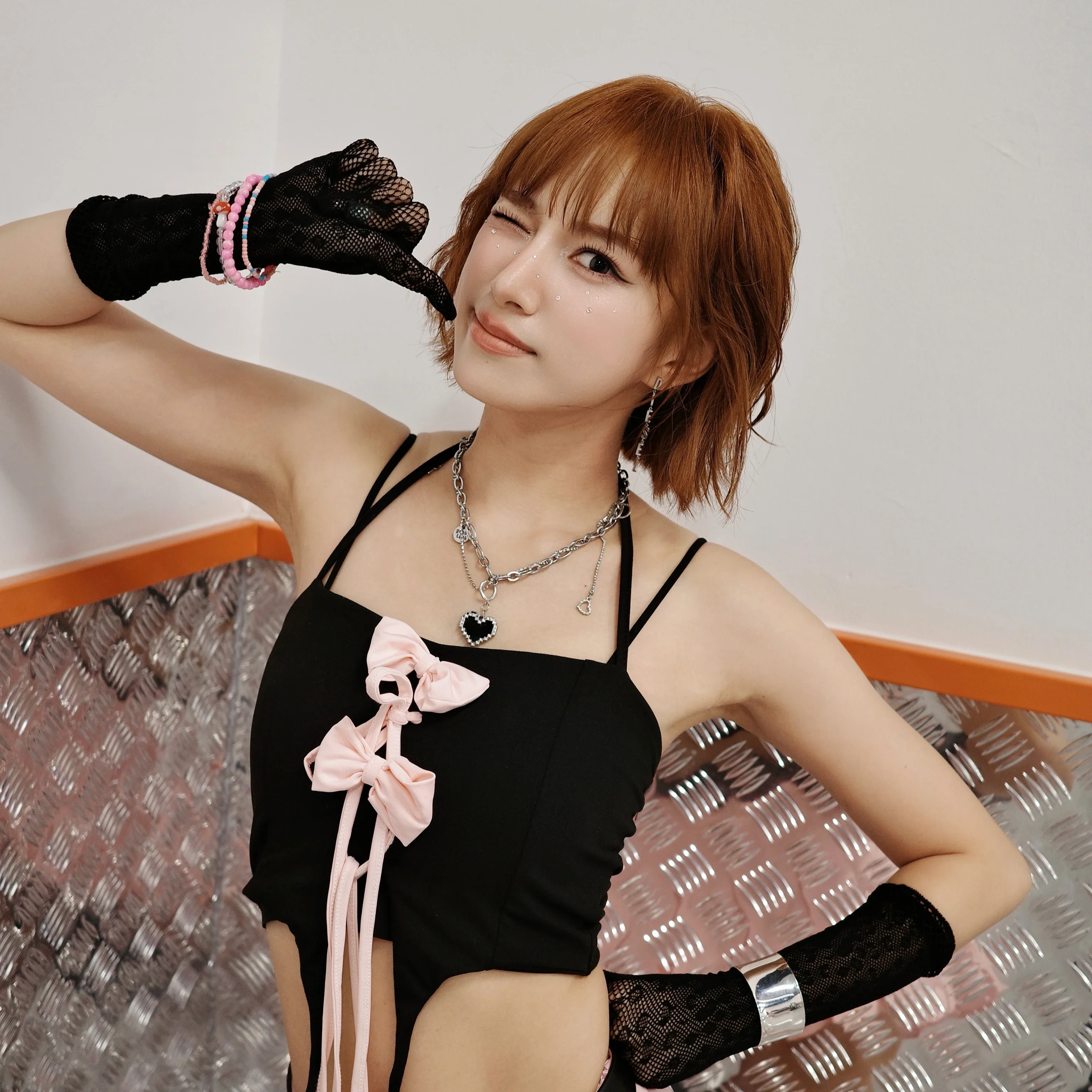 Yixin gallery image