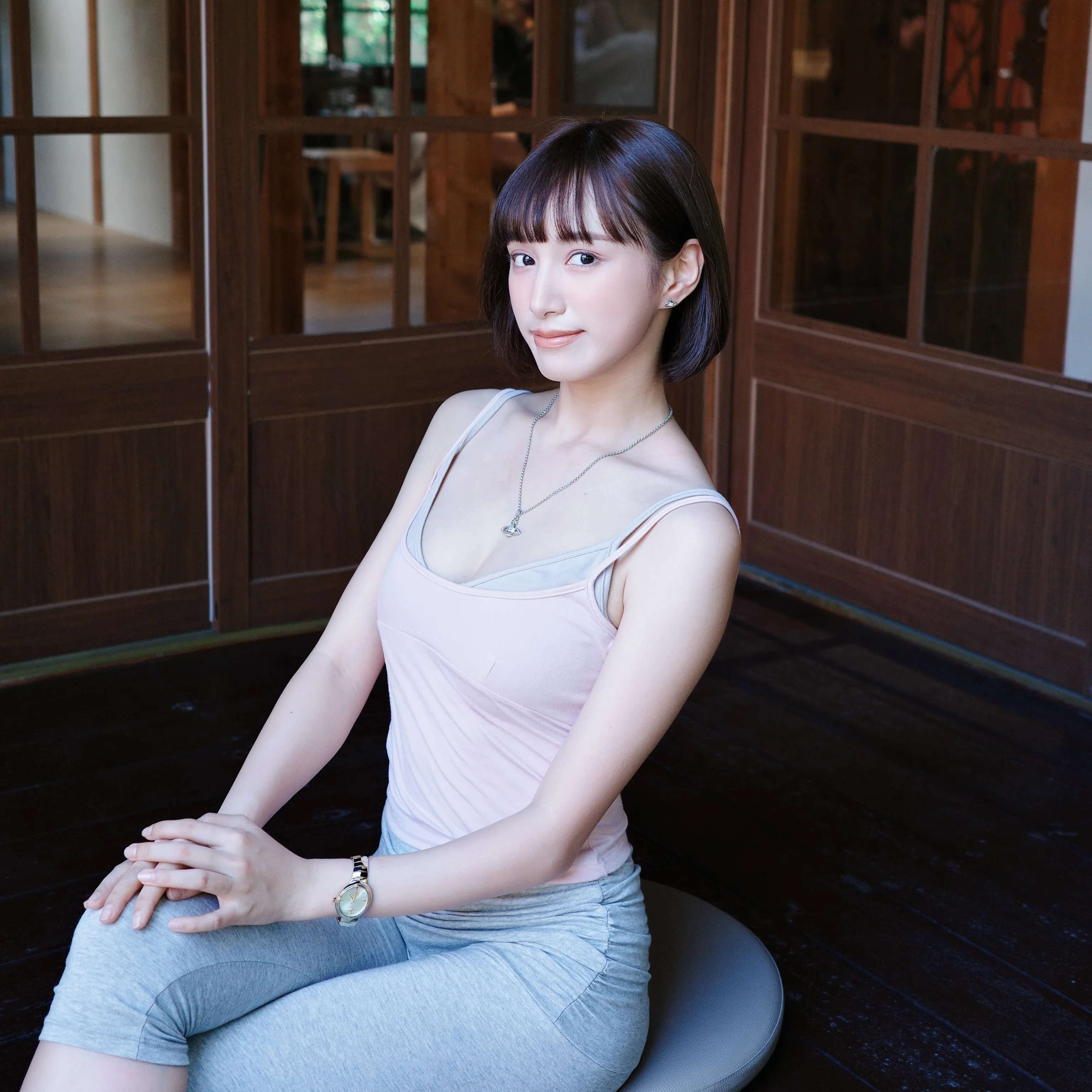 Yixin gallery image