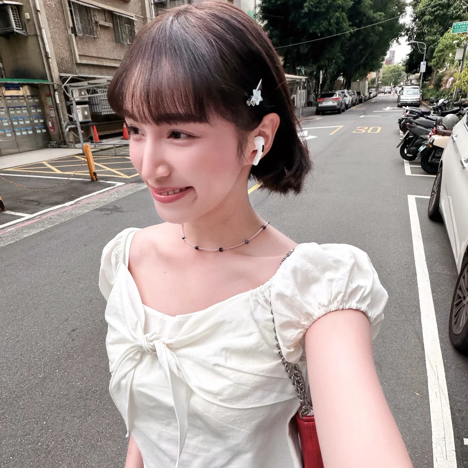 Yixin