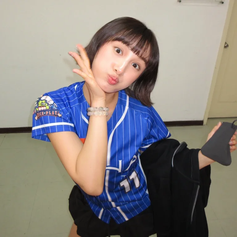 Yixin