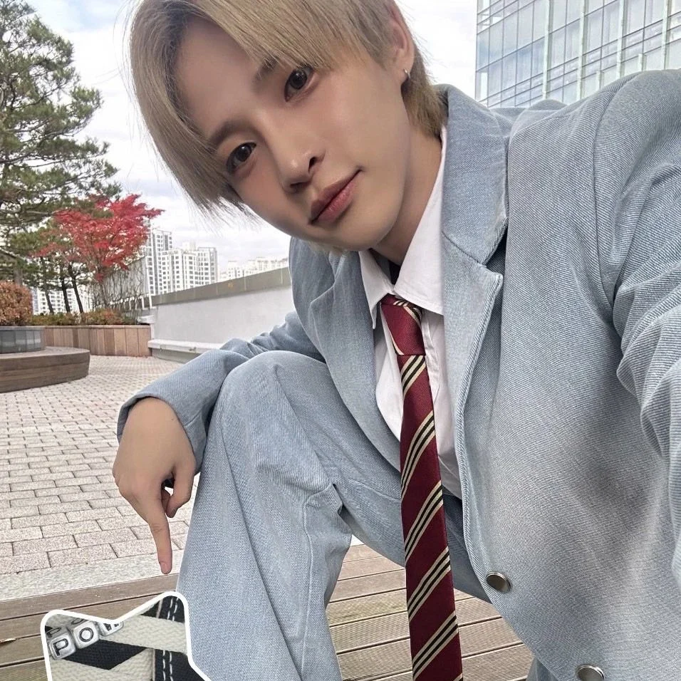 Hyunbin gallery image