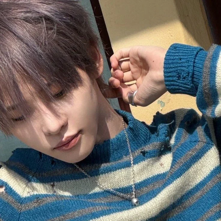 Hyunbin gallery image
