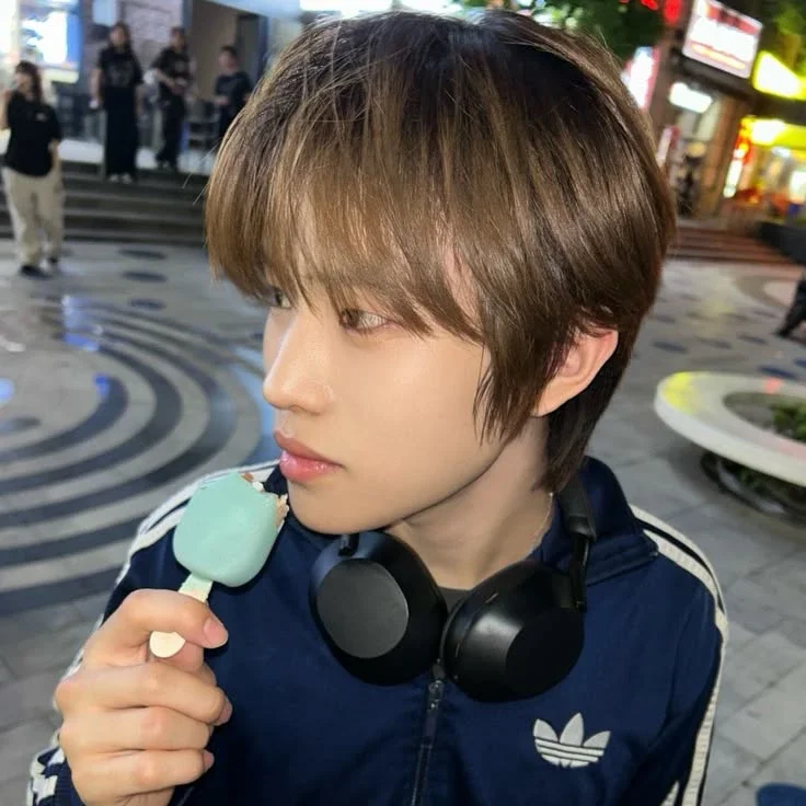 Jungbin gallery image