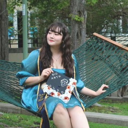 Kyla gallery image