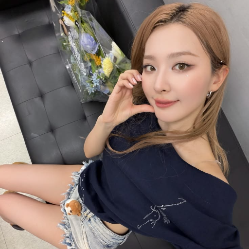 Seulgi gallery image