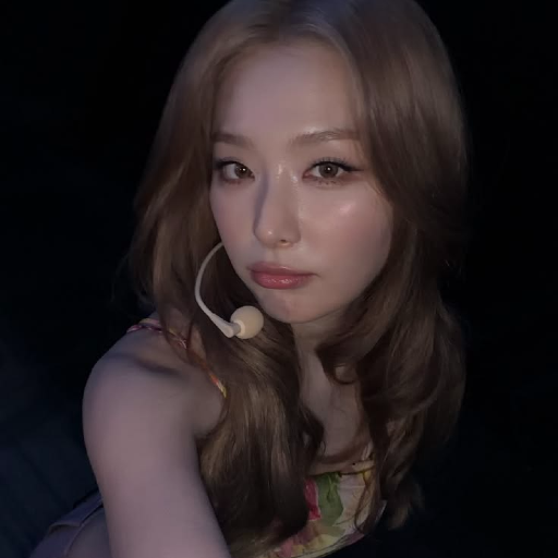 Seulgi gallery image