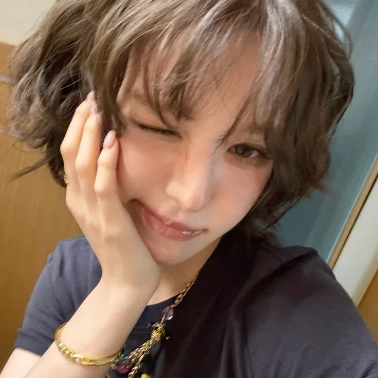 Wendy gallery image