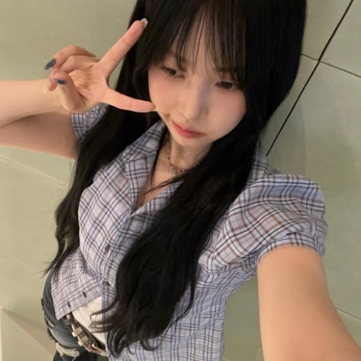 Liv gallery image