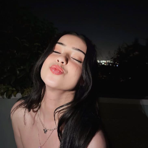 Larawan sa gallery ni Lexi