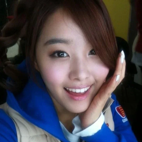 Jieun gallery image