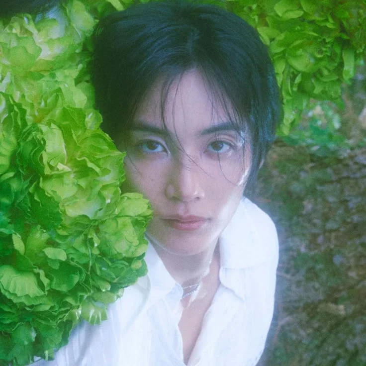 Jeonghan gallery image