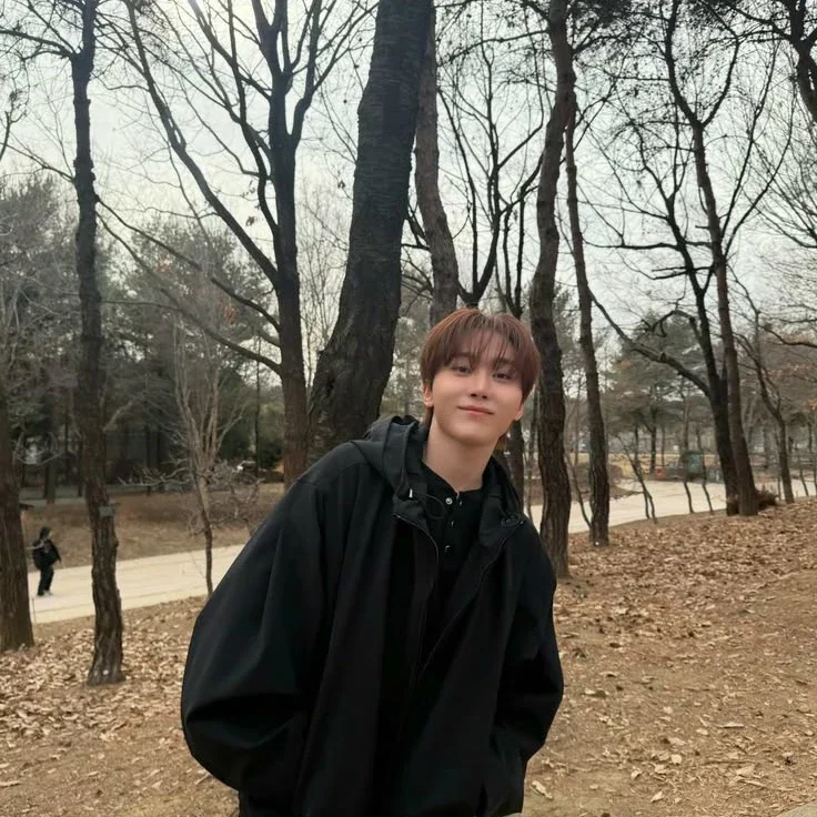 Seungkwan gallery image