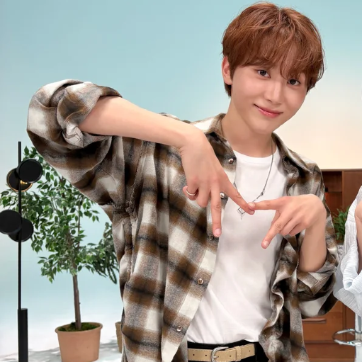 Seungkwan gallery image