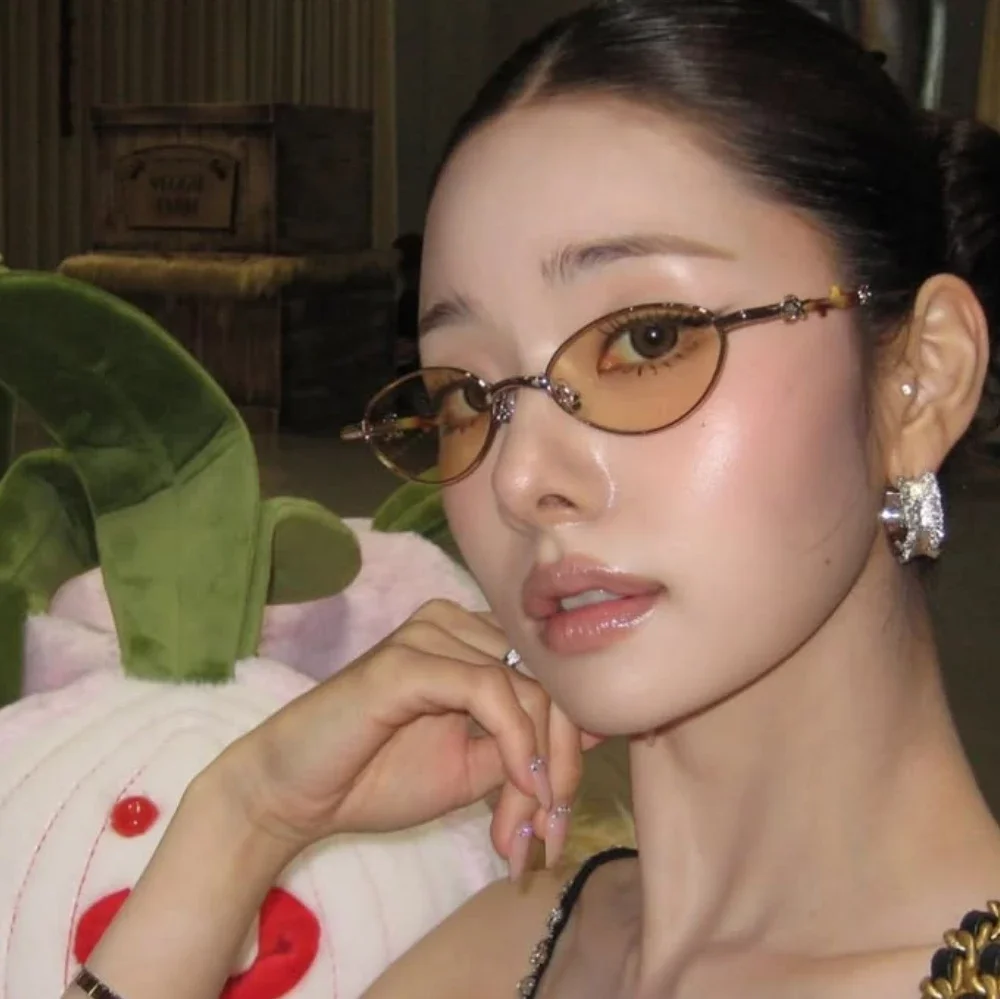 Song jia gallery image