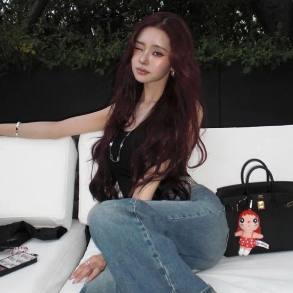 Song jia gallery image