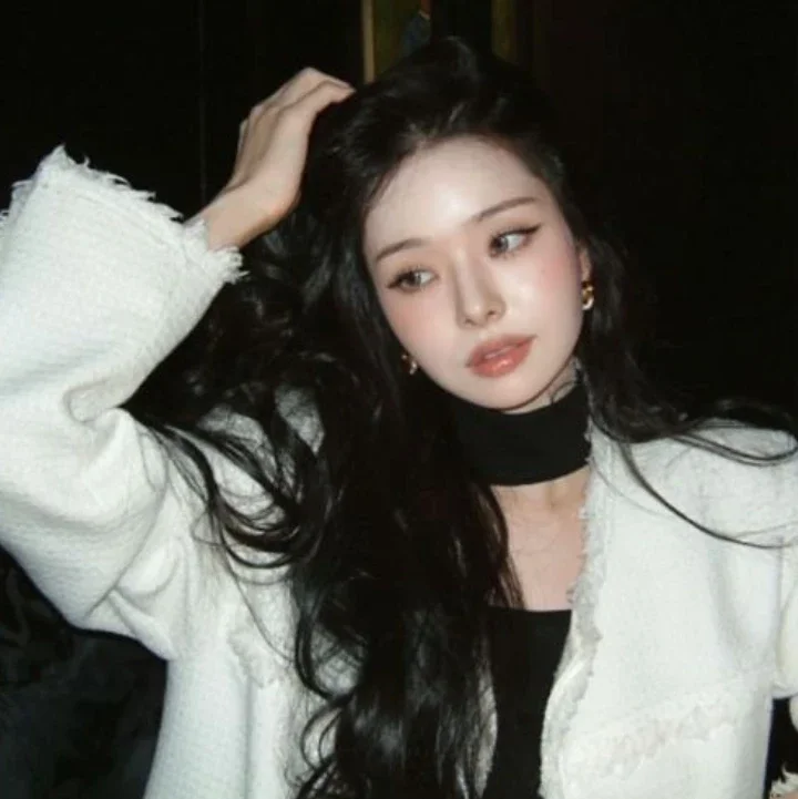 Song jia gallery image