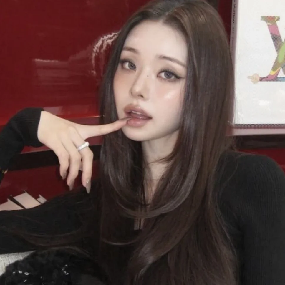 Song jia gallery image