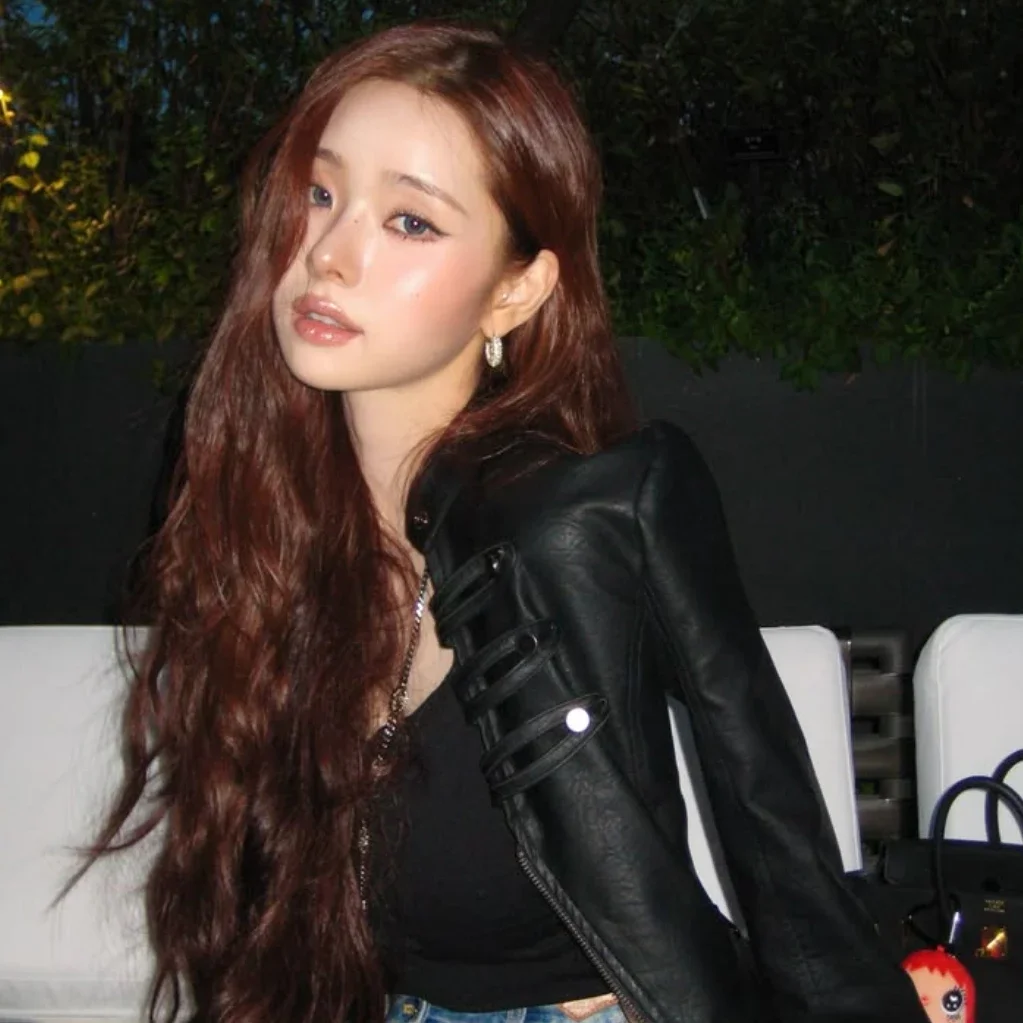 Song jia gallery image