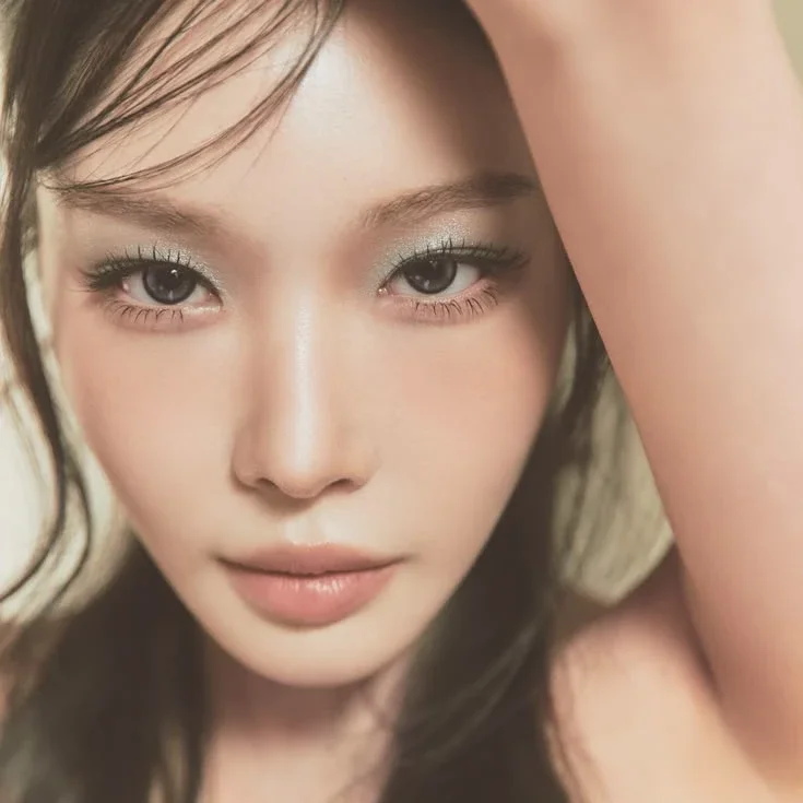 Chungha galerijafbeelding