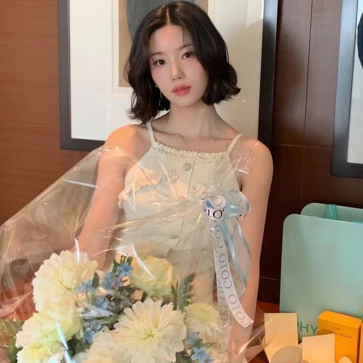 Eunbi gallery image