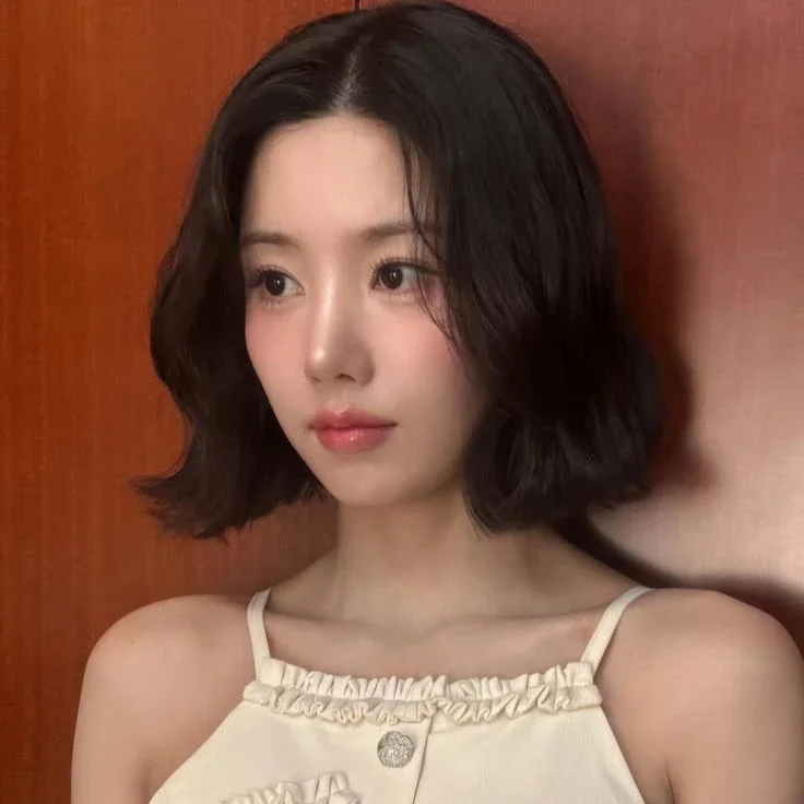 Eunbi gallery image